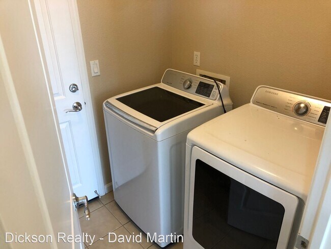 Foto del edificio - 3 br, 2 bath House - 1412 Snow Summit Drive