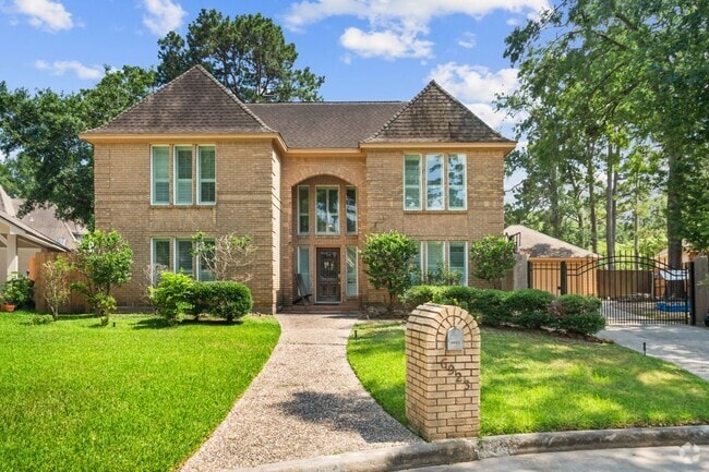 Building Photo - 6923 Mossridge Dr