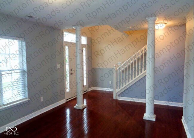 Foto del edificio - 11461 Reagan Dr