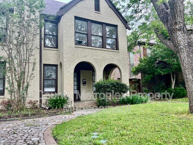 Building Photo - 6355 Velasco Ave