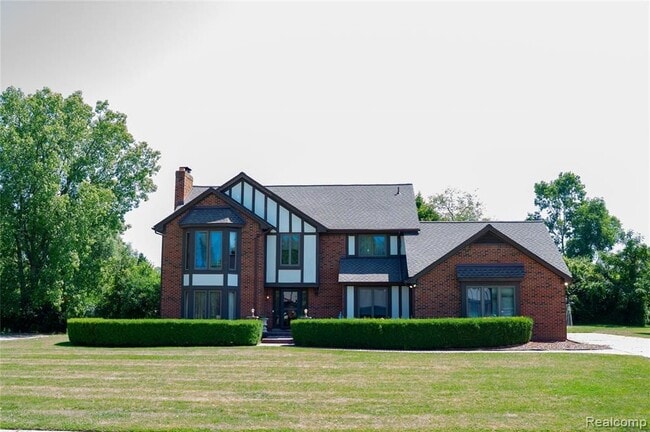 Building Photo - 6651 Arlington Dr