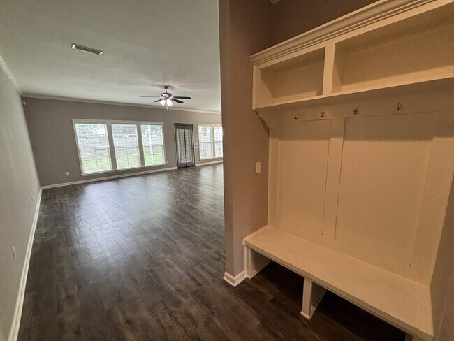 Foto del edificio - Available now FOR RENT in Dothan, AL!!