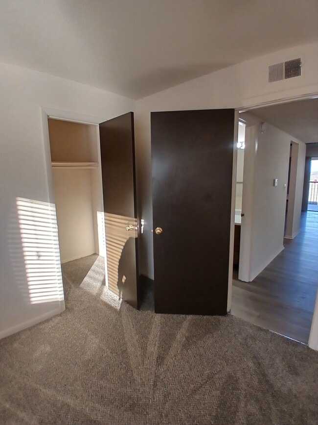 Building Photo - Cedar Ridge Apartments