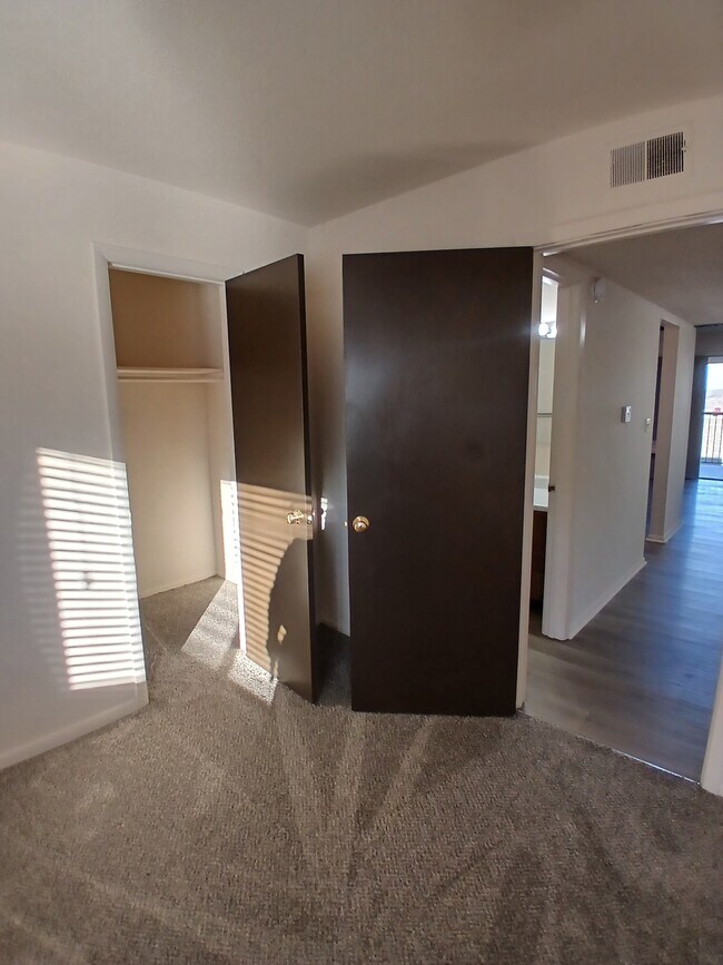 Foto del edificio - Cedar Ridge Apartments