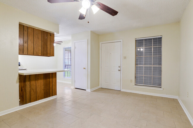 Building Photo - 6869 Rembrandt Ave
