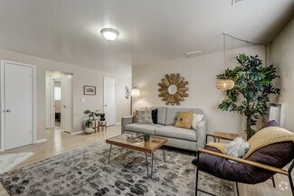 Building Photo - 158 W 300 N