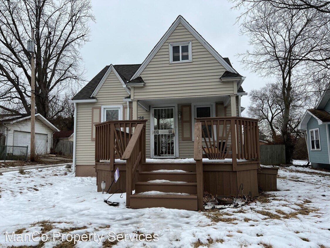 Primary Photo - 3 br, 1 bath House - 2256 Benton Ave.
