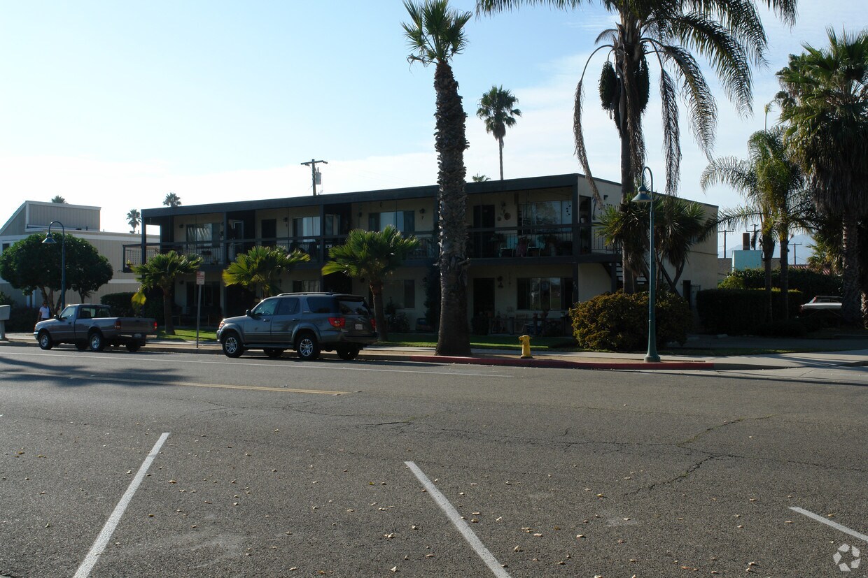 Primary Photo - The Islands Apartments