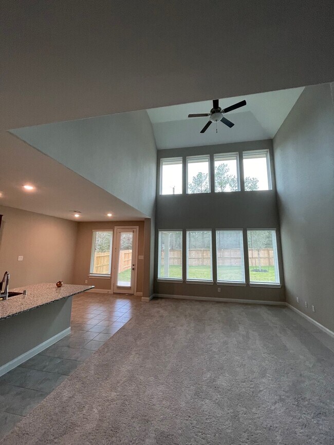 Building Photo - 2216 Gadwall Ct