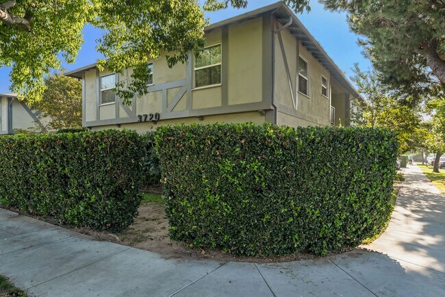 Foto del edificio - 3720 W Chandler Blvd