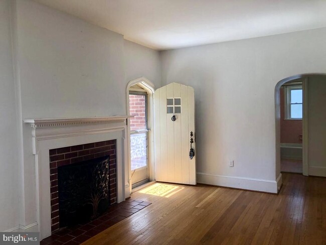 Foto del edificio - 134 Montague Ave