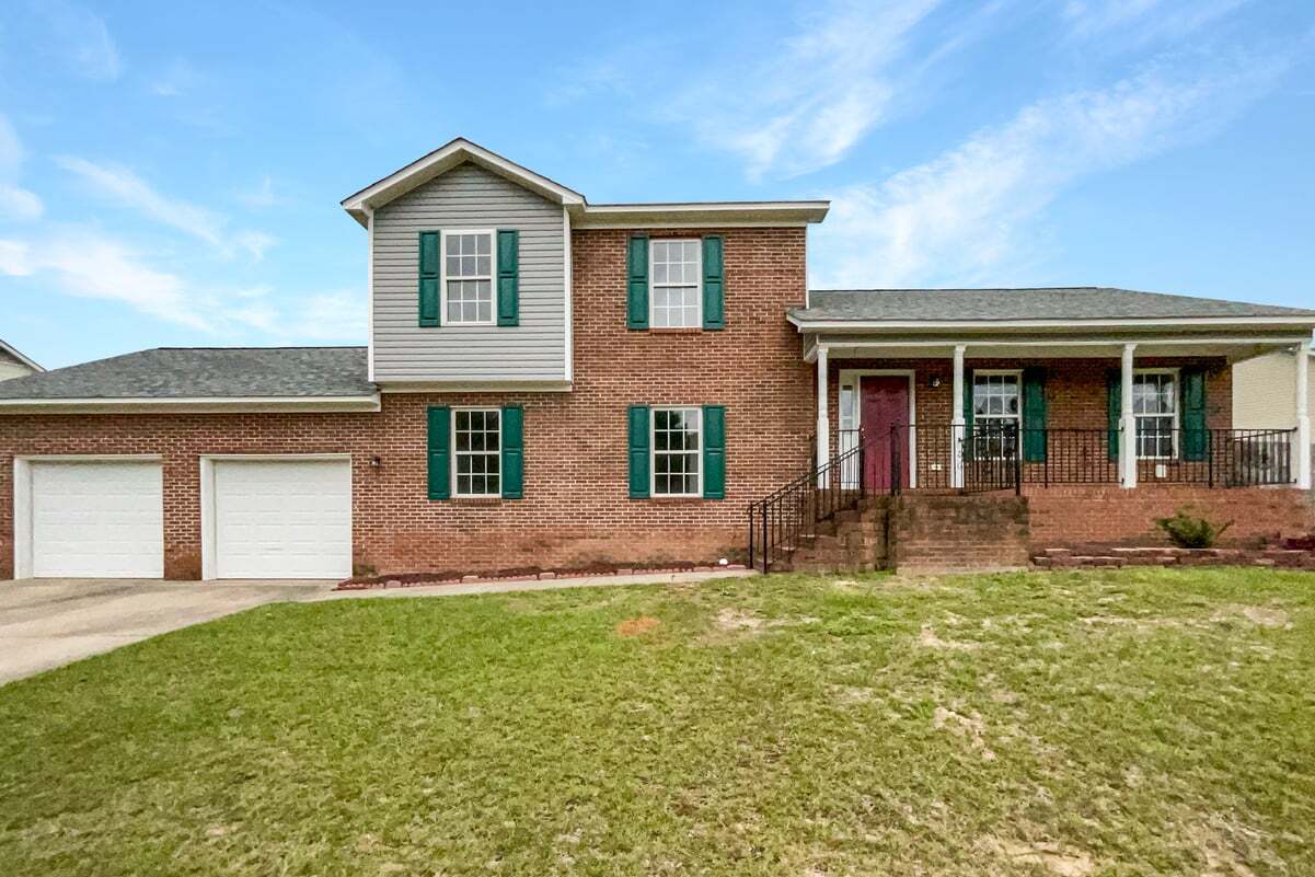 Primary Photo - 6017 Woodspring Dr