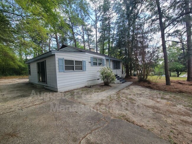 Foto del edificio - 2826 Thomas Ln