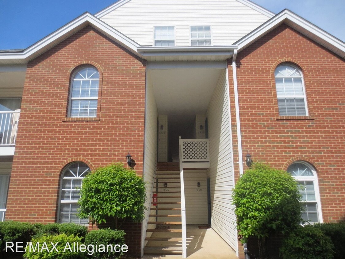 Primary Photo - 1 br, 1.5 bath House - 1531 PENROSE ARCH