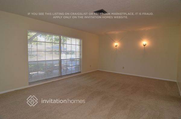 Foto del edificio - 1513 Highcrest Cir