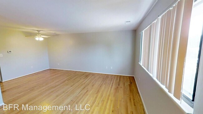 Foto del edificio - 1401 Weldon Pl S