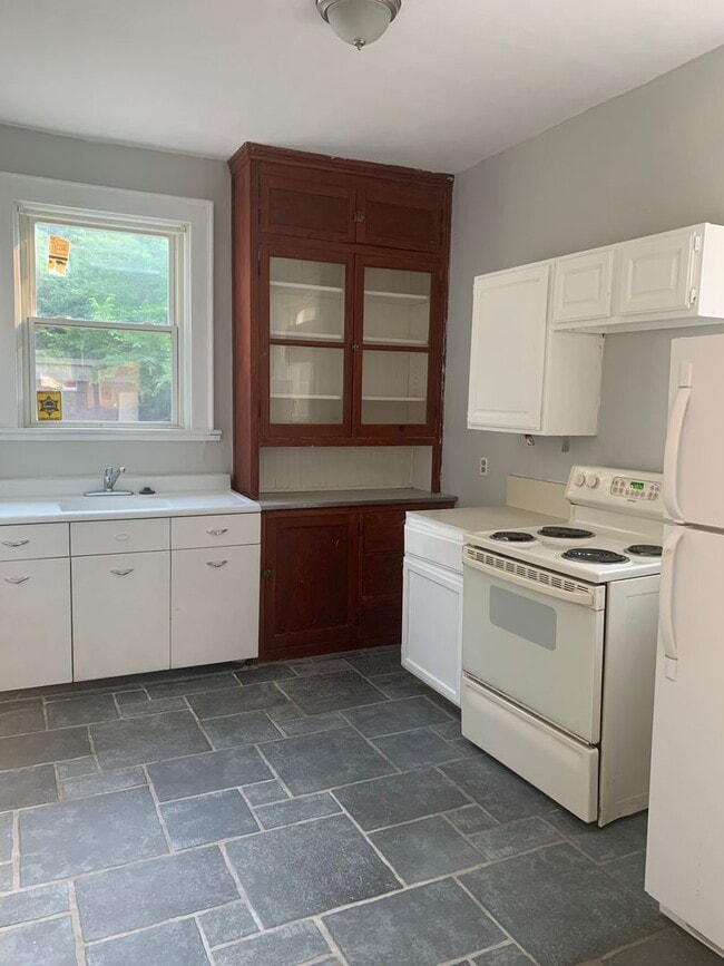 Photo - 4226 W 8th St Apartment