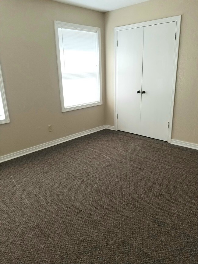 Foto del edificio - 4912 E Morris St