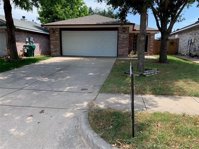 Building Photo - 906 Savage Dr