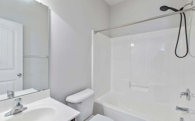 Foto del edificio - 4522 Tarkiln Pl