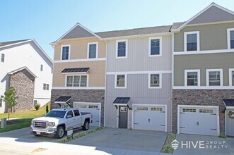 Building Photo - 1412 Palomino Trl