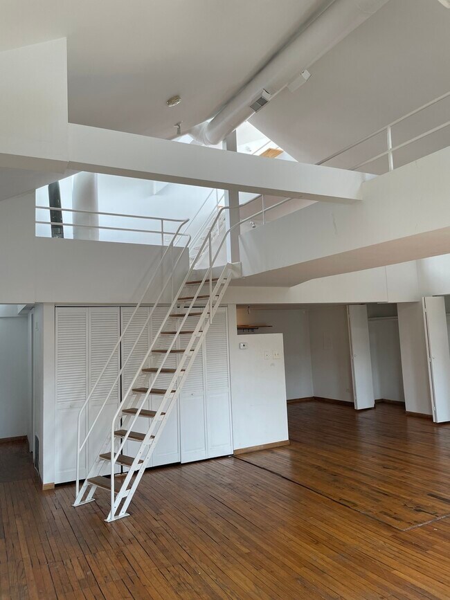 Foto del edificio - 1745 S Halsted St