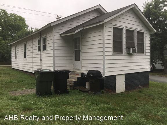 Foto del edificio - 3 br, 1 bath House - 1104 West Webb
