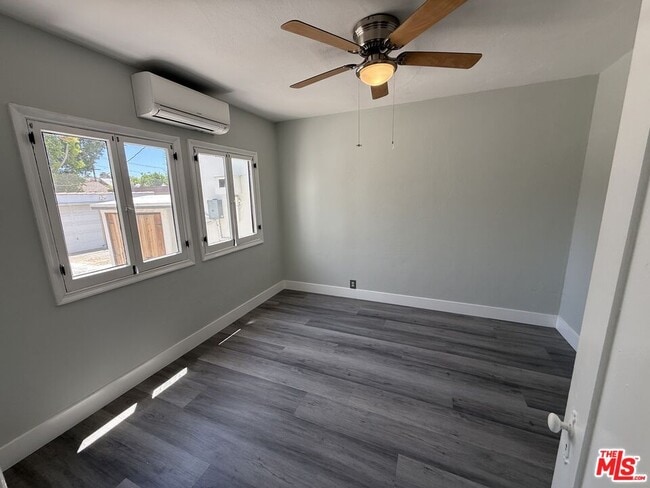 Foto del edificio - 92 S Sunnyslope Ave