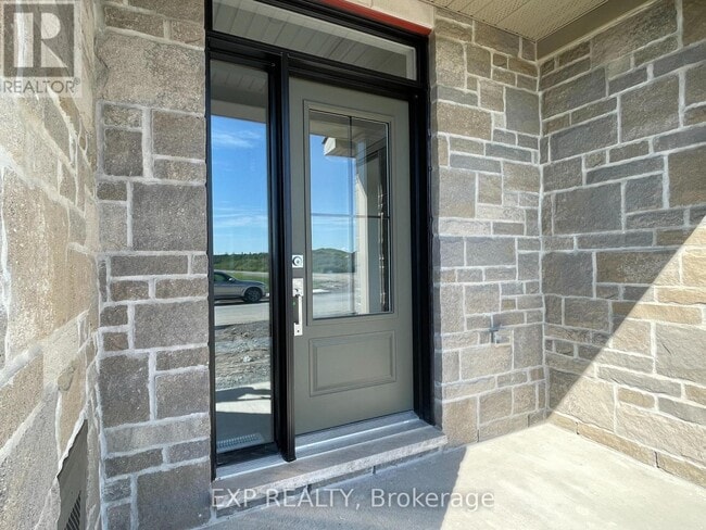 Building Photo - 423 Gerry Emon St