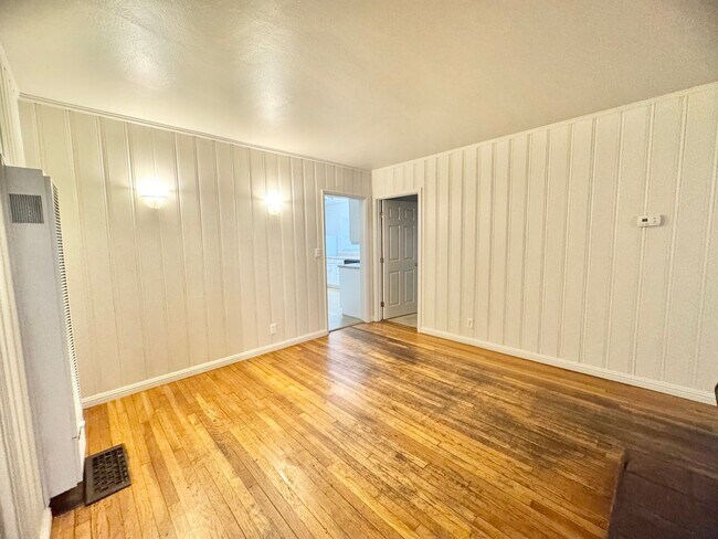 Foto del edificio - **Reserve for SUMMER 2026** Large house close to CSUC