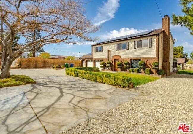 Foto del edificio - 4855 Ave