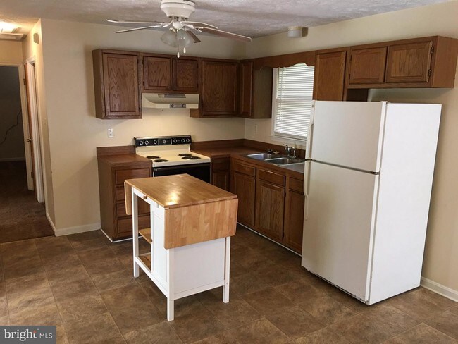 Building Photo - 2119 Marbella Dr