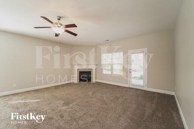 Building Photo - 6124 Silver Chime Way