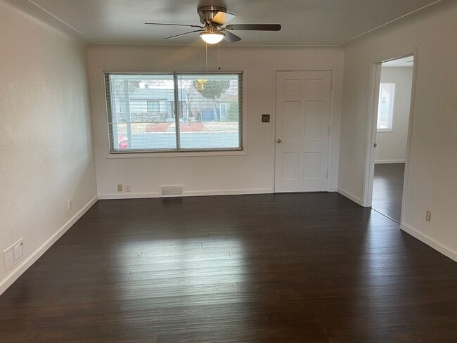 Foto del edificio - Charming Newly Renovated 3-Bedroom Home!