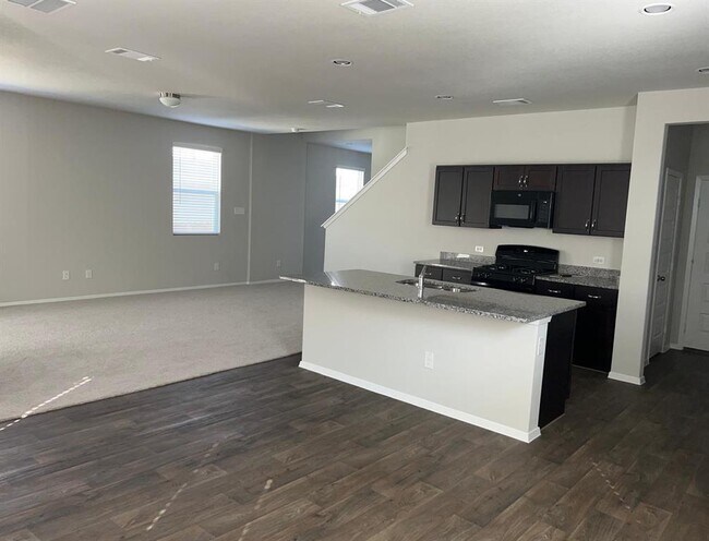 Building Photo - 11516 Murano Dr