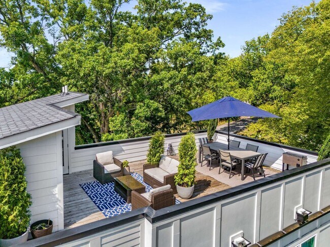 Photo - Pristine North Nashville 4 Bedroom Home Wi...