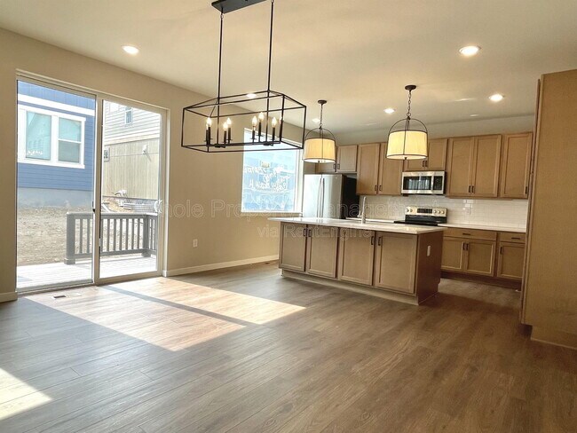 Foto del edificio - 361 Fox Ln