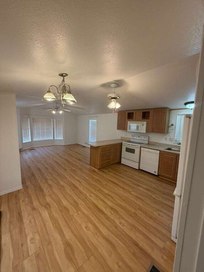Foto del edificio - 13790 E 53rd Ln
