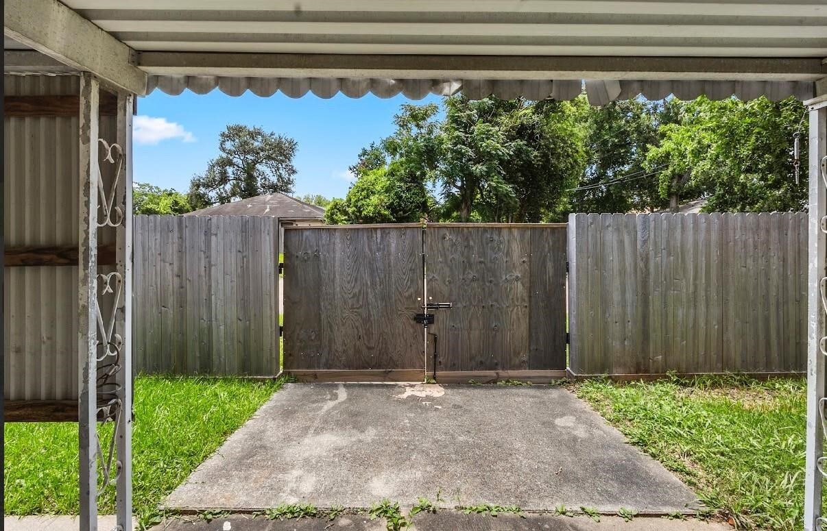 Foto del edificio - 4303 Dacca Dr