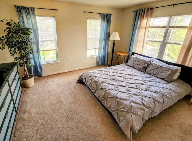 Foto del edificio - 3221 Stanton Rd SE