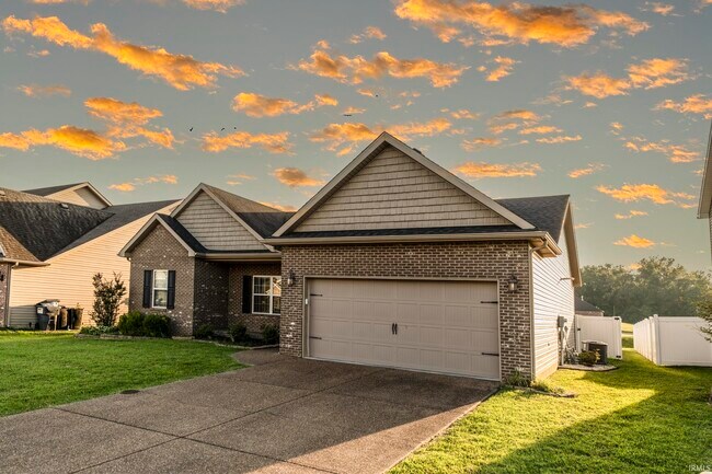 Building Photo - 8838 Hedgewood Ct