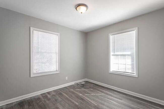 Foto del edificio - Don't Miss completely remodeled  2 bedroom...