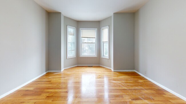 Foto del edificio - 15-17 Langdon St. Unit 15-1