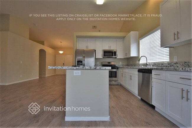 Foto del edificio - 3717 St Charles Ct