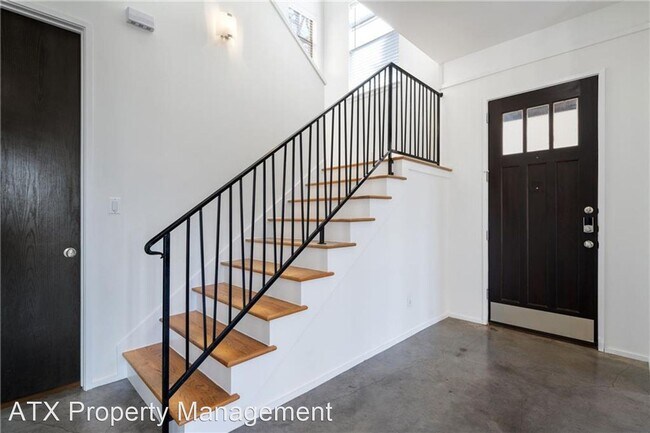 Building Photo - 3 br, 2.5 bath House - 2506 Wilson St #B