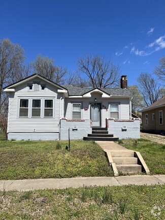 Building Photo - 935 E Delmar St