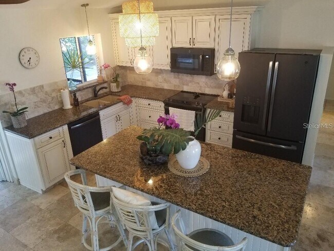 Foto del edificio - 13349 Buckett Cir