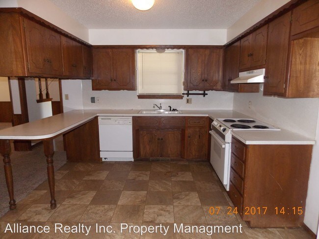 Building Photo - 509 Cherry Ave