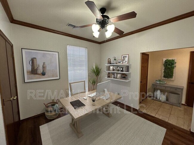 Building Photo - 905 Shiloh Terrace