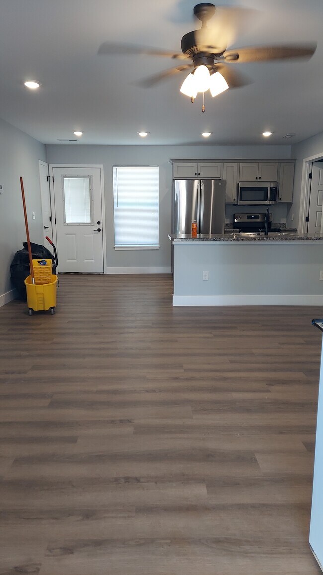 1408 N Morley St, Moberly, MO 65270 Townhome Rentals in Moberly MO